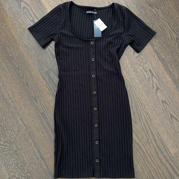 Abercrombie & Fitch Dresses & Skirts - Abercrombie ribbed knit t shirt mini dress button front black new with tags XS